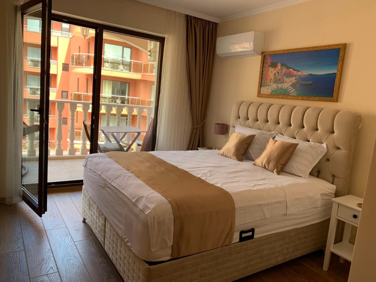 Valencia Gardens Deluxe Apartments เนเซบาร์ ภายนอก รูปภาพ